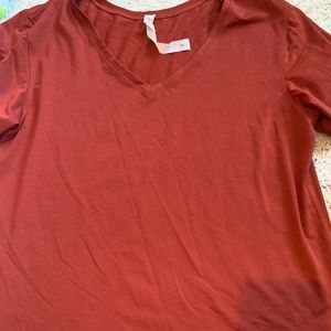 Lululemon tee
